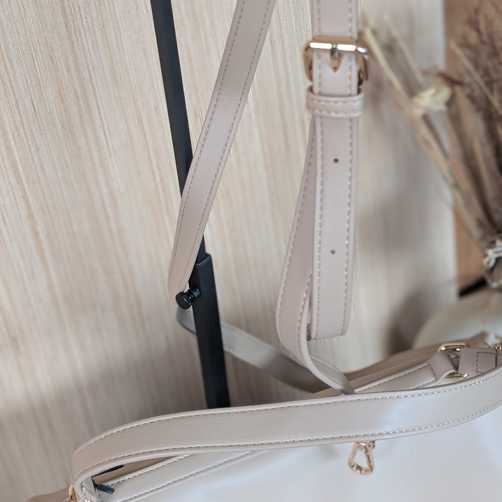 Khaki Tote - Ello Alexis - Picture 9 of 12